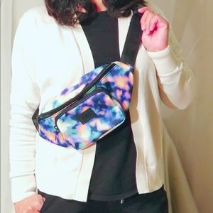 Victoria’s Secret Pink Oversized Belt Bag